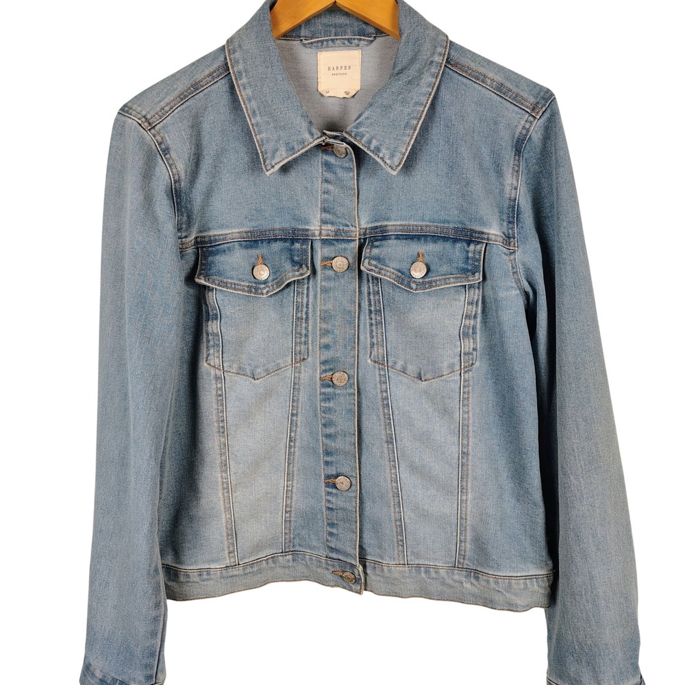 Harper Heritage Womens SZ M Denim Trucker Jacket Light Blue Cotton Stretch
